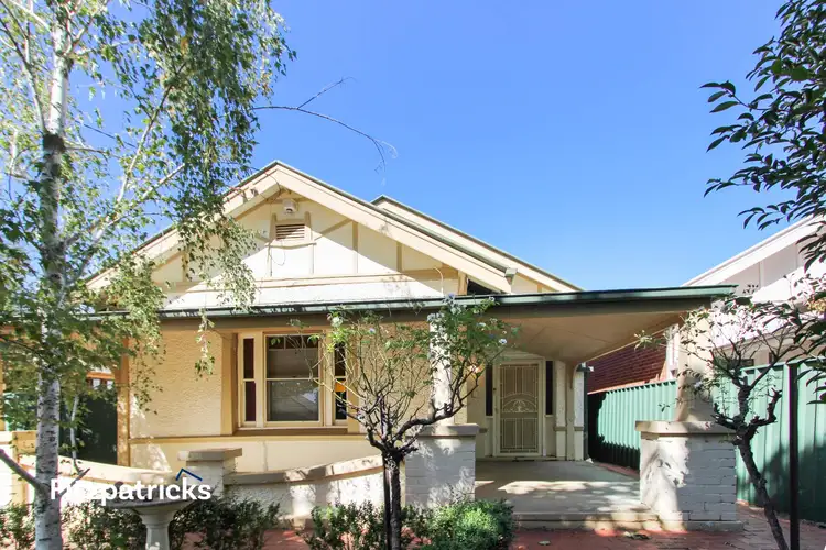 37 Thorne Street, Wagga Wagga NSW 2650