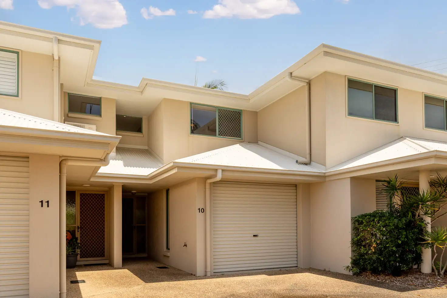 Main view of Homely townhouse listing, 10/9 Rainbird Place, Wurtulla QLD 4575