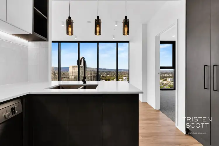 2913/6 Penaluna Place, Adelaide SA 5000