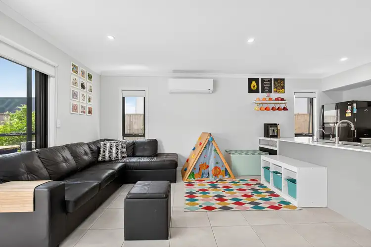 53 Sutherland Drive, Strathpine QLD 4500