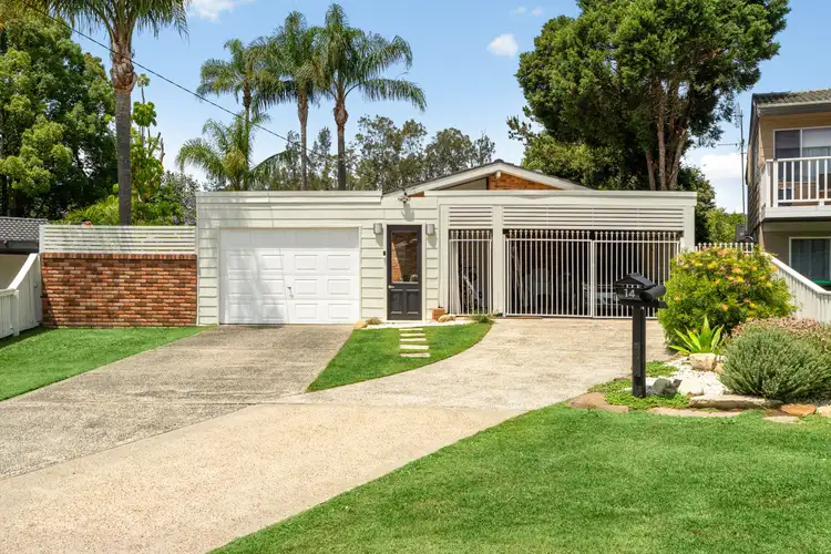 14 Bel Hilton Court, West Gosford NSW 2250