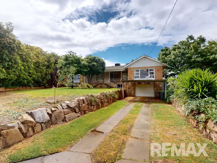 5 Ellimo Place, Kooringal NSW 2650