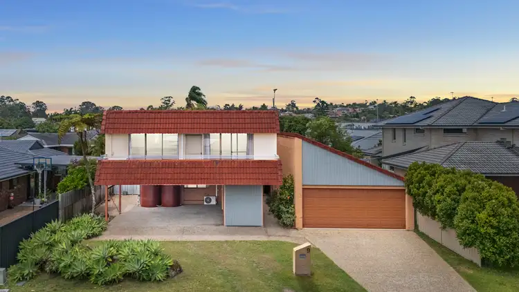 9 Chestnut Street, Elanora QLD 4221