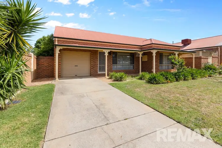 2 Nardoo Street, Glenfield Park NSW 2650