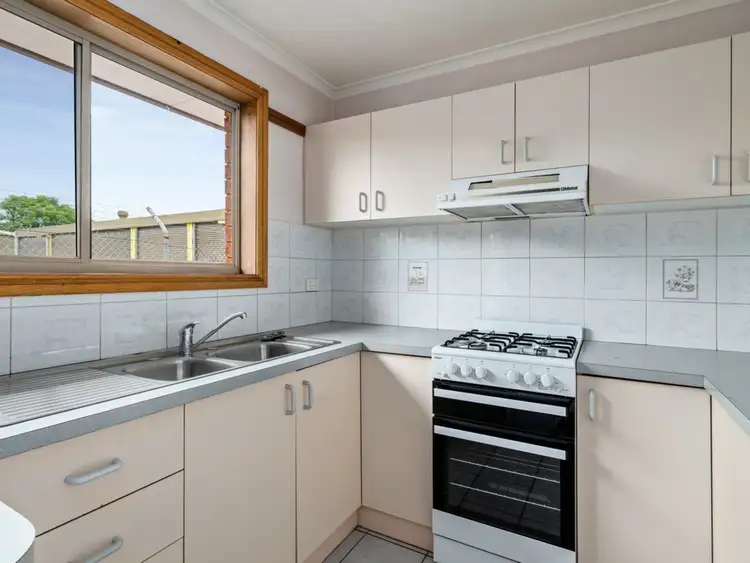 Third view of Homely unit listing, 4/1a Pearce Street, Wodonga VIC 3690