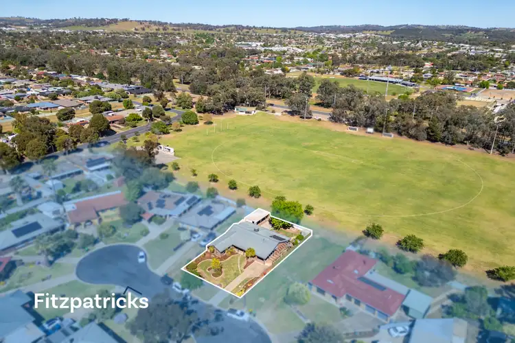 7 Finch Place, Mount Austin NSW 2650