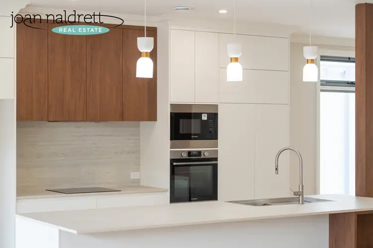 Third view of Homely townhouse listing, 34 Elmwood Circuit, Wodonga VIC 3690