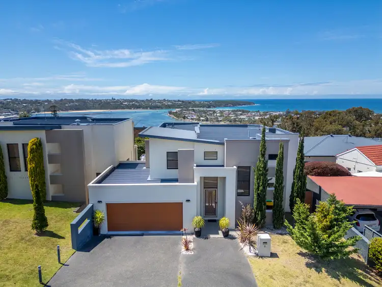 2/8 John Close, Merimbula NSW 2548