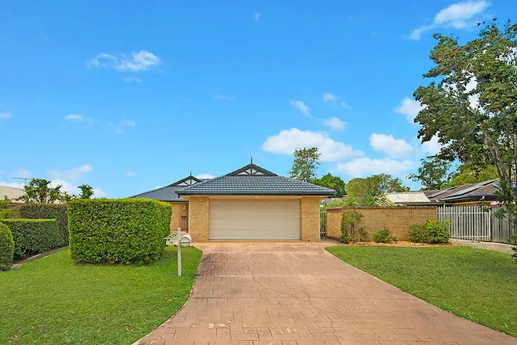 18 Crozier Crescent, Meadowbrook QLD 4131