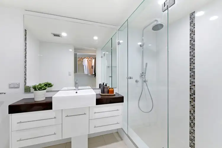 Seventh view of Homely apartment listing, 15/18 Macarthur Parade, Main Beach QLD 4217