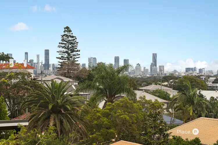 10 Prout Street, Camp Hill QLD 4152