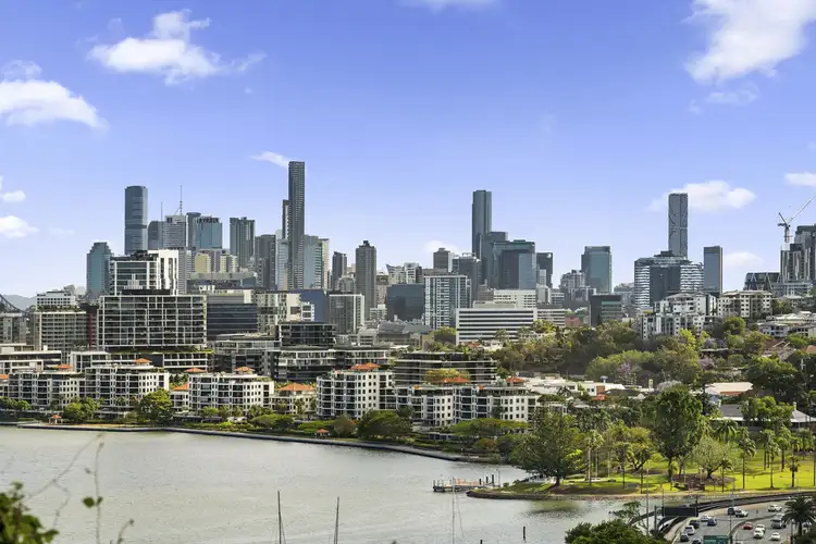 49 Toorak Road, Hamilton QLD 4007