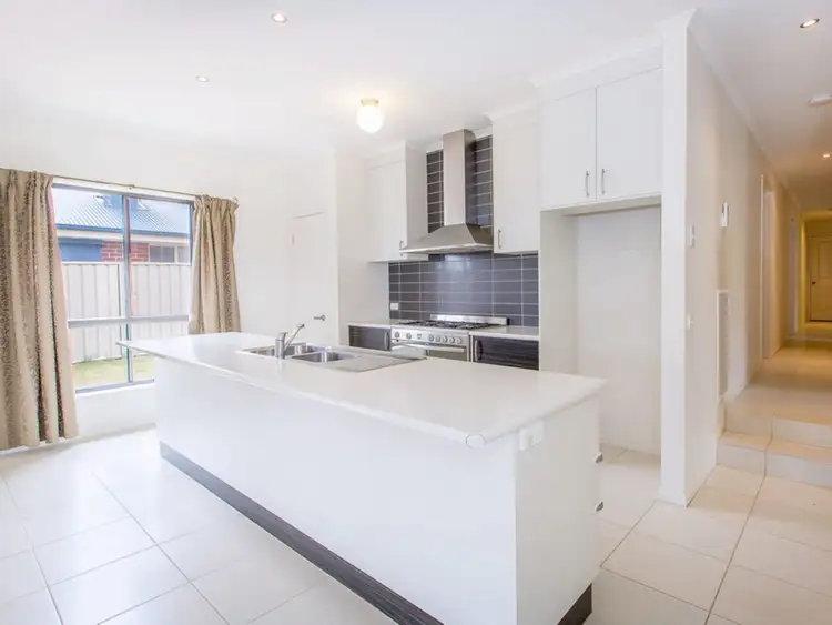 38 Mactier Avenue, Wodonga VIC 3690