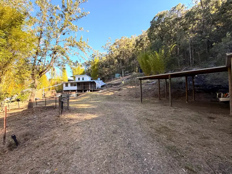 956 Singleton Road, Laughtondale NSW 2775