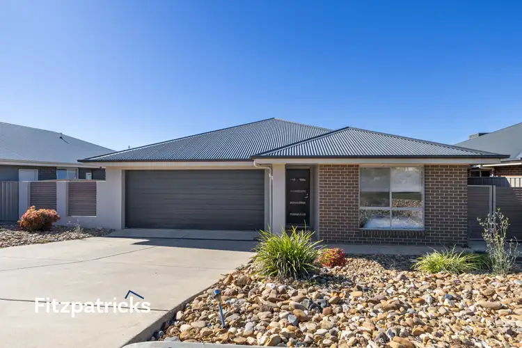 8 Tingwell Place, Lloyd NSW 2650