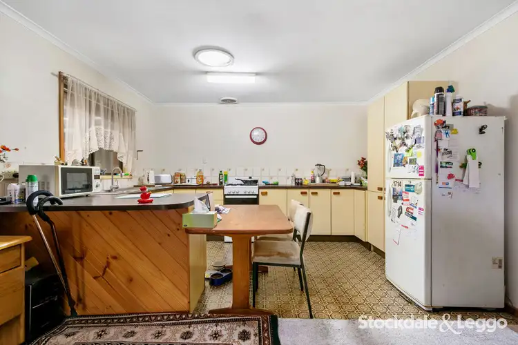 Fourth view of Homely unit listing, 1/13 Bellarine Circuit, Morwell VIC 3840