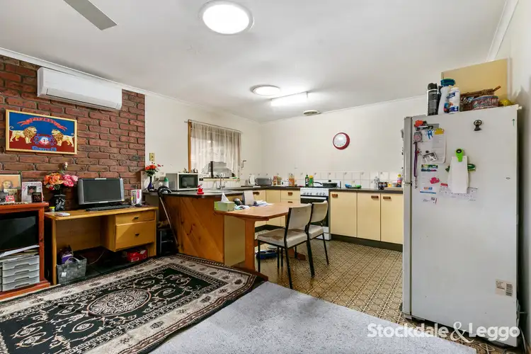 Fifth view of Homely unit listing, 1/13 Bellarine Circuit, Morwell VIC 3840
