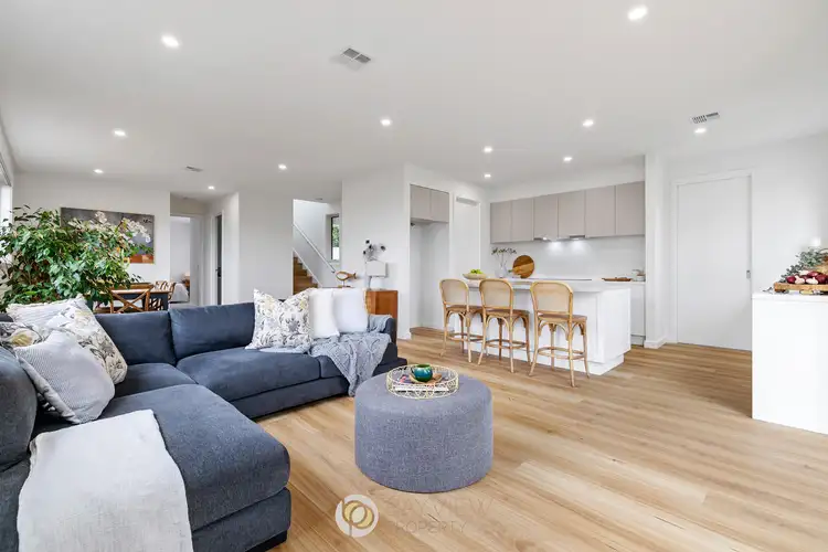 Second view of Homely house listing, 2/122 Flinders Street, Mccrae VIC 3938