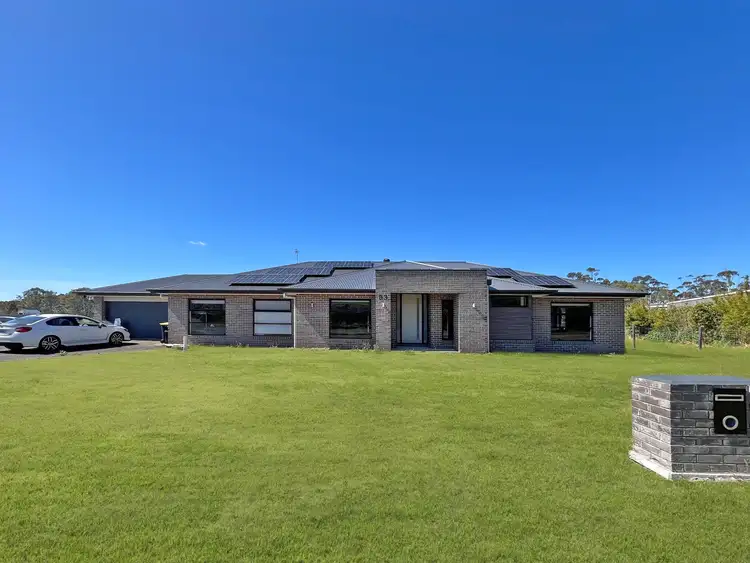 81-83 Cansick Street, Rosedale VIC 3847