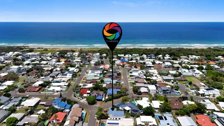 25 Coonang Crescent, Warana QLD 4575