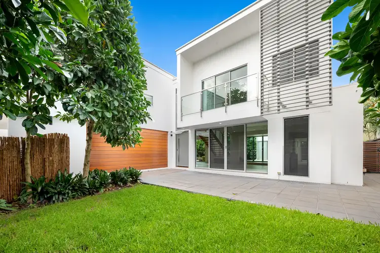 118 Lamington Street