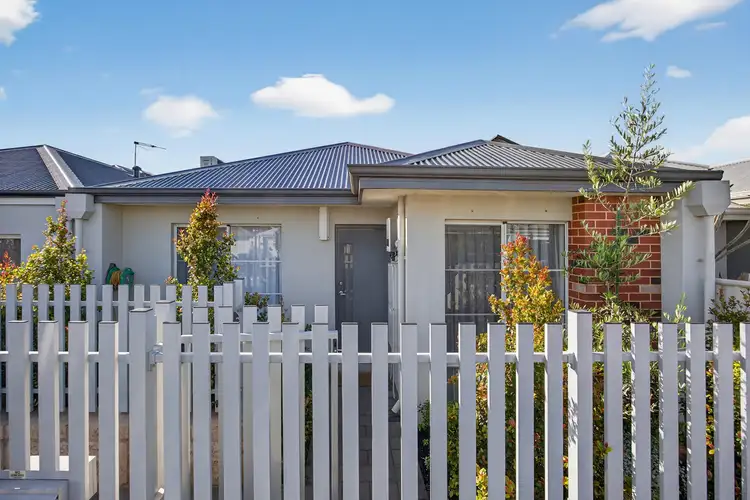 53 Winderie Road, Golden Bay WA 6174