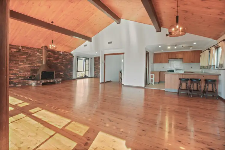 95 Tait Avenue, Kanahooka NSW 2530