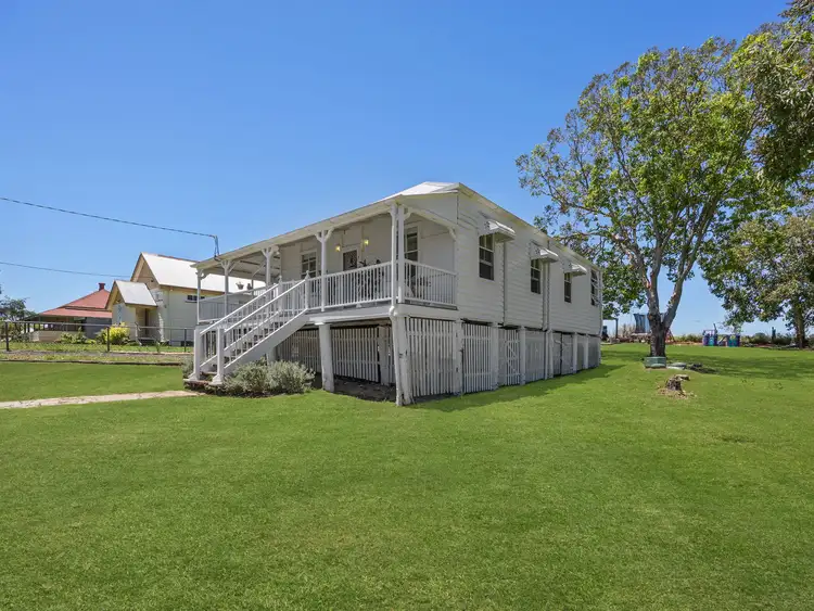 18 Hall Street, Harrisville QLD 4307