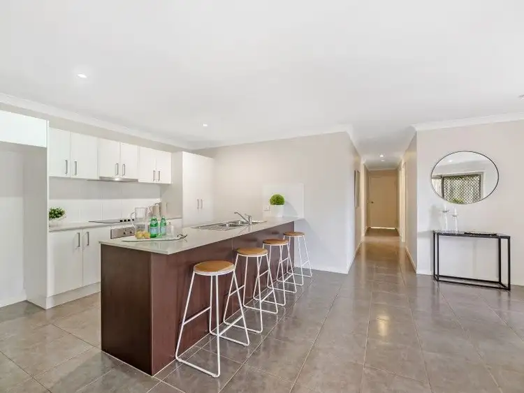 30 Honeyeater Crescent, Moggill QLD 4070