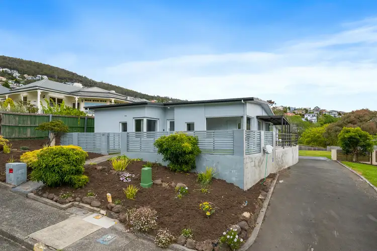 20 Fehre Court, Sandy Bay TAS 7005