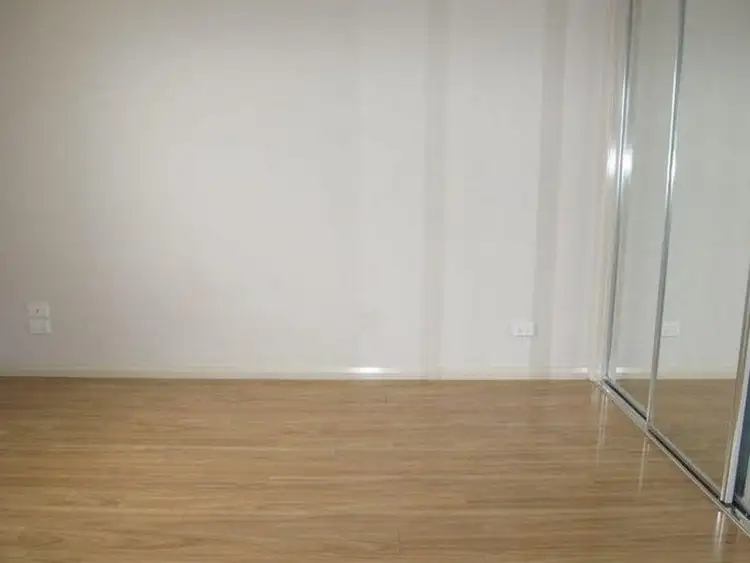 Fifth view of Homely townhouse listing, 15 Taylors Road, St Albans VIC 3021