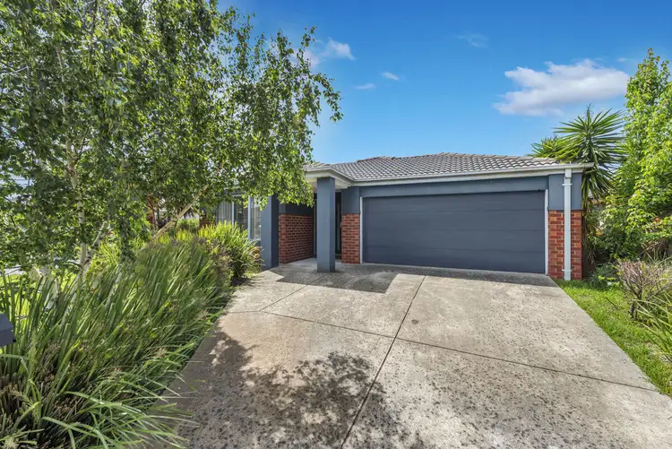 32 Algerd Way, Pakenham VIC 3810