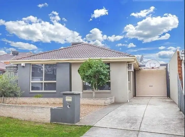 24 Honeysuckle Court, Meadow Heights VIC 3048