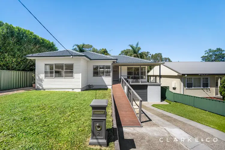 2 Macquarie Road, Fennell Bay NSW 2283