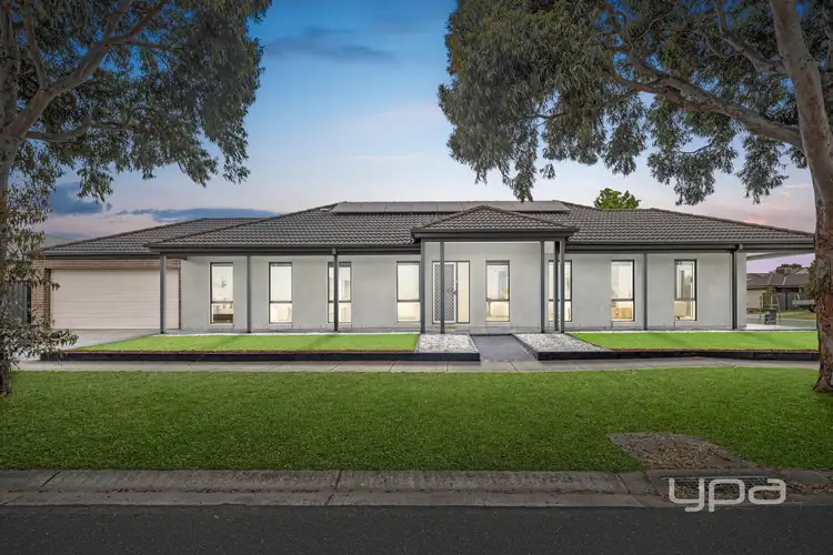 22 Licodia Avenue, Point Cook VIC 3030