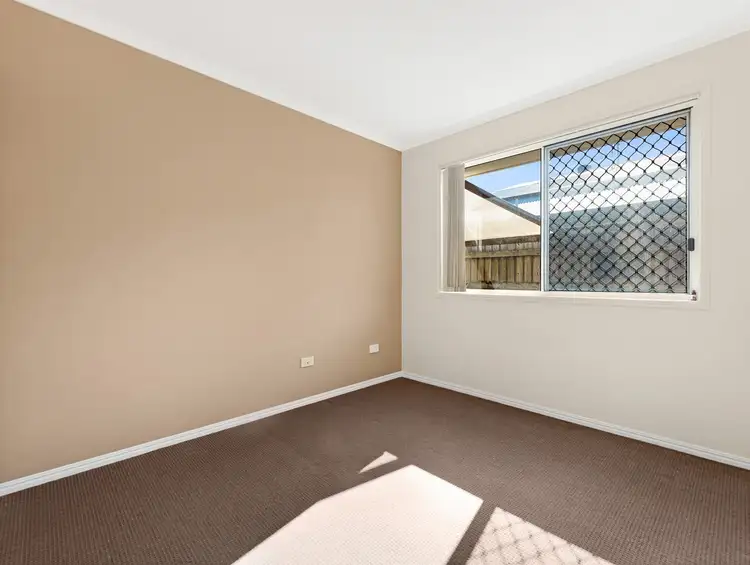 Fifth view of Homely house listing, 10 Dory Drive, Point Vernon QLD 4655