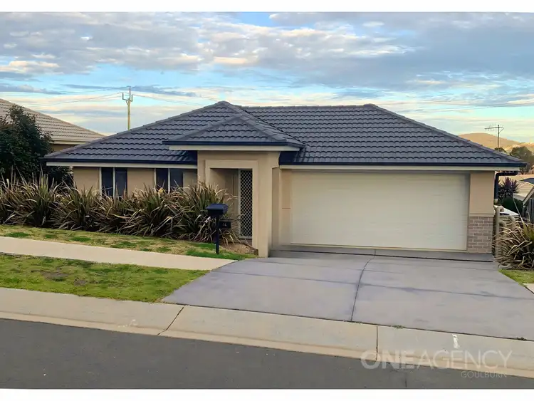16 Walsh Drive, Goulburn NSW 2580
