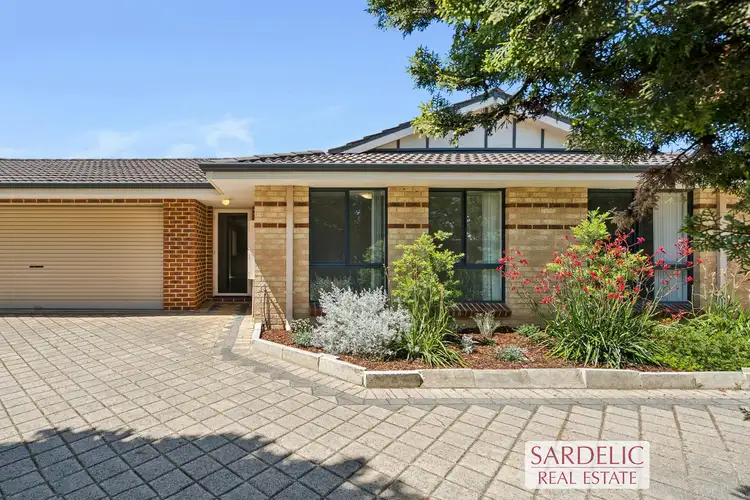 2/140 Walter Road West, Bedford WA 6052