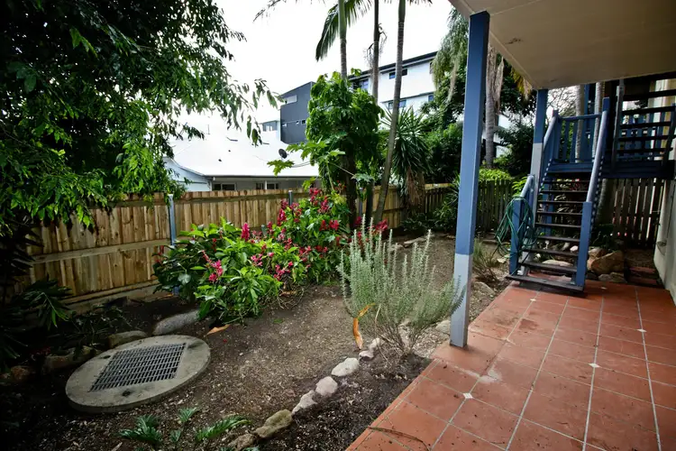 3/25 Clarence Road, Indooroopilly QLD 4068