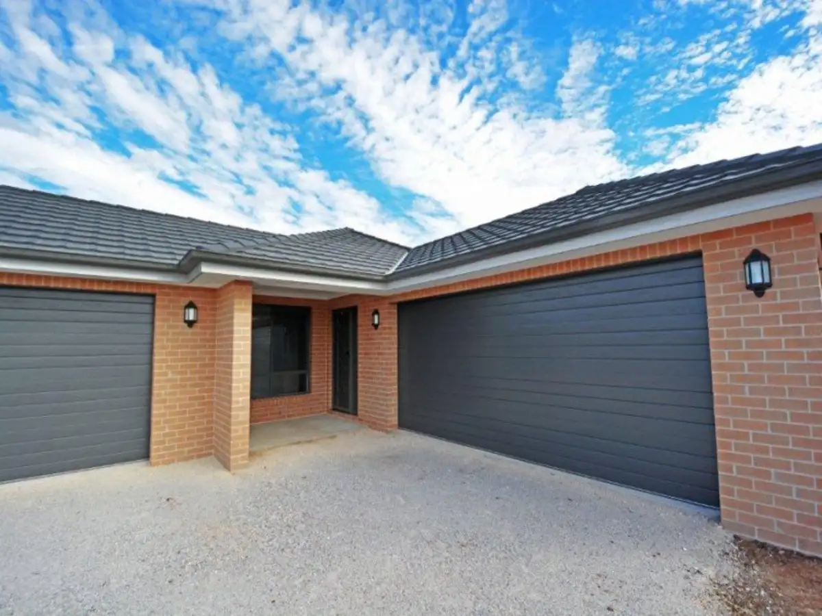 Main view of Homely unit listing, 2/18-20 Silversmith Place, Gunnedah NSW 2380