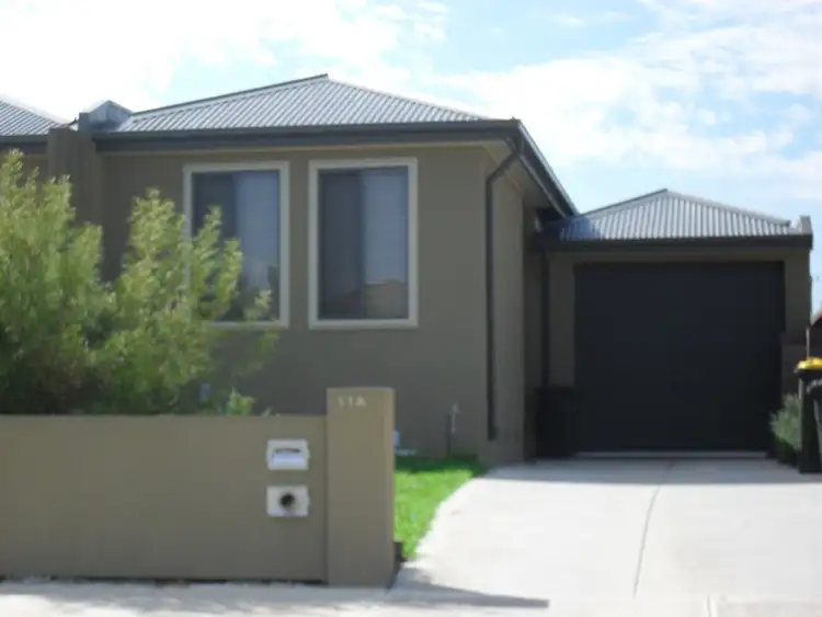 a/11 Woods Street, Laverton VIC 3028