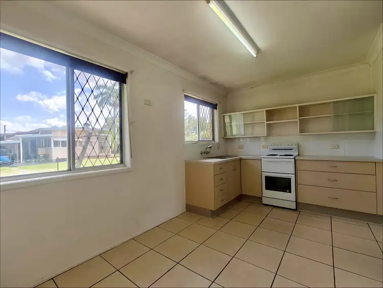 Third view of Homely flat listing, 2/122 Kerrigan Street, Frenchville QLD 4701