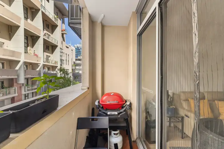 Fourth view of Homely apartment listing, 25/6-18 Poplar Street, Surry Hills NSW 2010