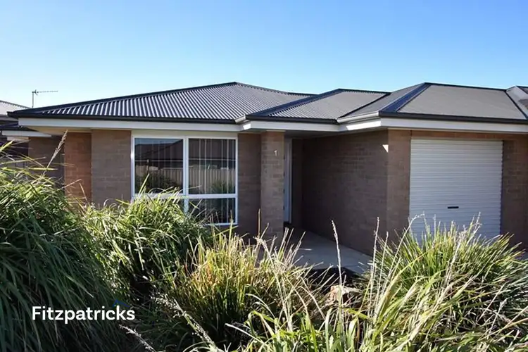 1/10 Mirrul Street, Glenfield Park NSW 2650