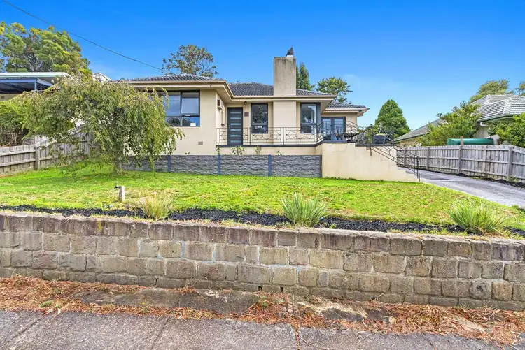 25 Homer Avenue, Croydon South VIC 3136