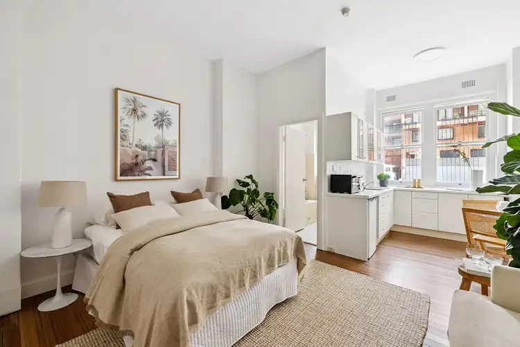 3-5 Greenknowe Avenue