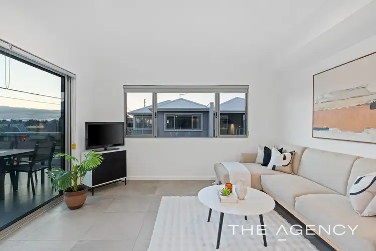 2/10 Hogarth Street, Cannington WA 6107