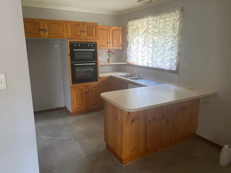 Second view of Homely house listing, 5 Thames Court, Deer Park VIC 3023