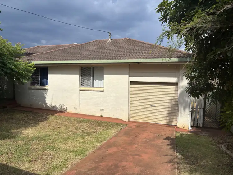 256 West Street, Kearneys Spring QLD 4350