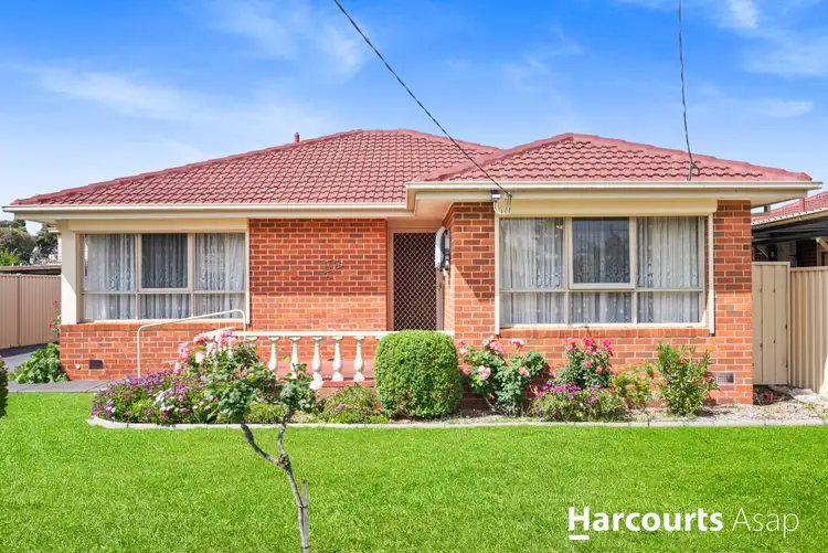 10 Putt Grove, Keysborough VIC 3173
